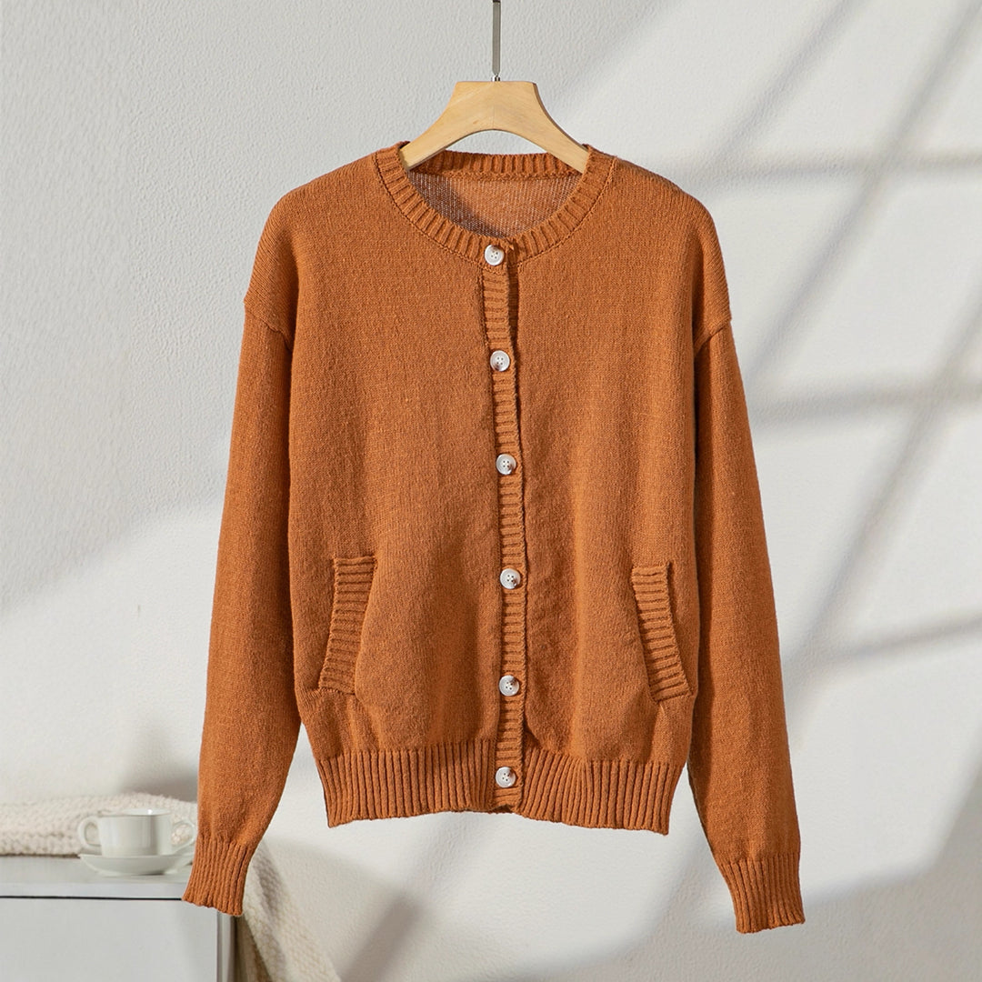 Damen elegante Strickjacke mit Knopfdetails und praktischen Taschen EB