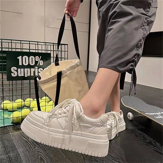 Damen modische Plateau-Sneaker mit trendigem Design und rutschfester Sohle EB