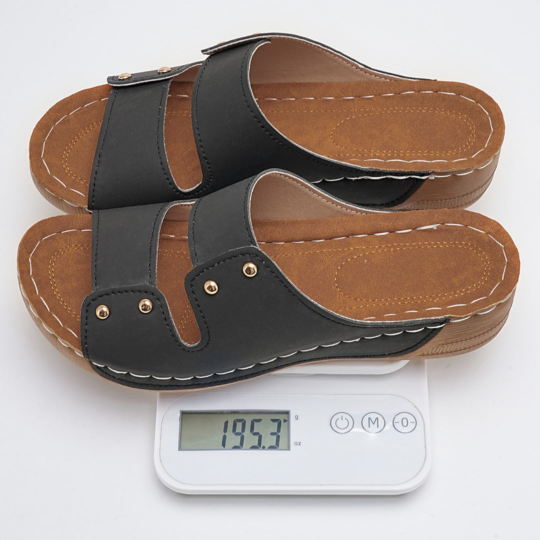 Damen Komfortable Riemen-Sandalen mit anatomischer Fußbettung und modischen Akzenten EB