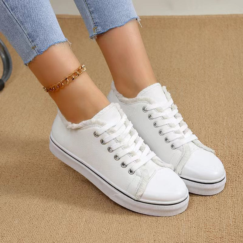 Damen Sneaker mit fransigem Obermaterial und modischer Riemenverzierung EB