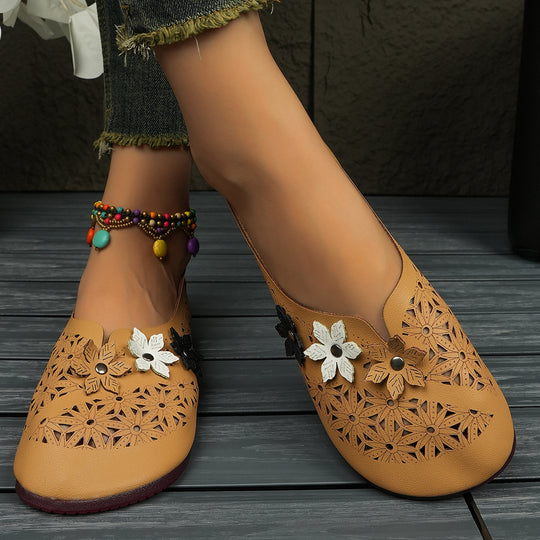 Damen nan flache Ballerina-Pantoffel mit Laserperforation und dreidimensionaler Blumenapplikation EB