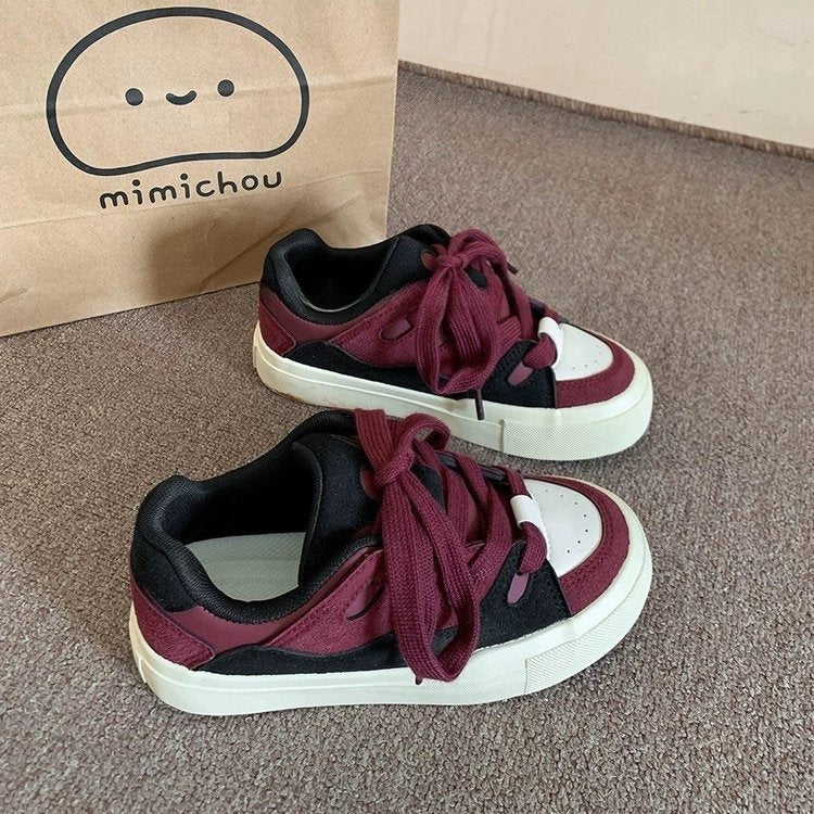 Damen Sportliche Sneaker mit modernen Akzenten und bequemer Dämpfung EB
