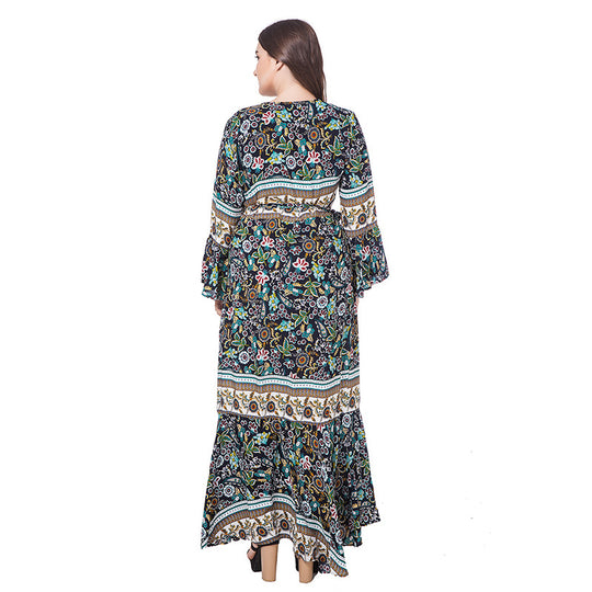 Damen Maxikleid mit kunstvollem floralen Design und leichten Rüschendetails EB