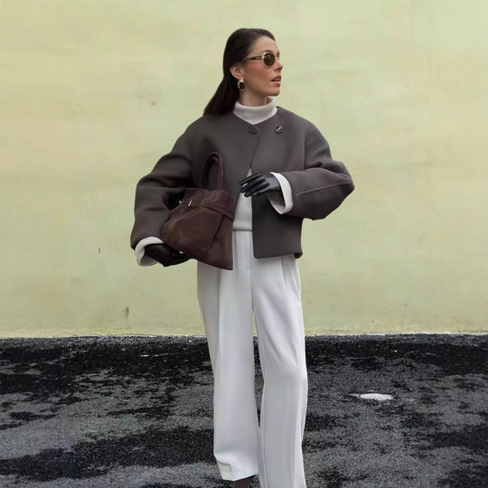 Damen Schulterjacke mit voluminösen Ärmeln und schickem Schnitt EB