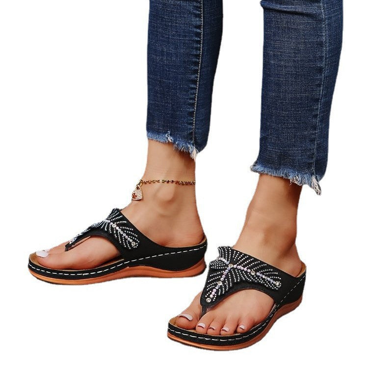 Damen Riemensandalen mit funkelnden Strassverzierungen EB