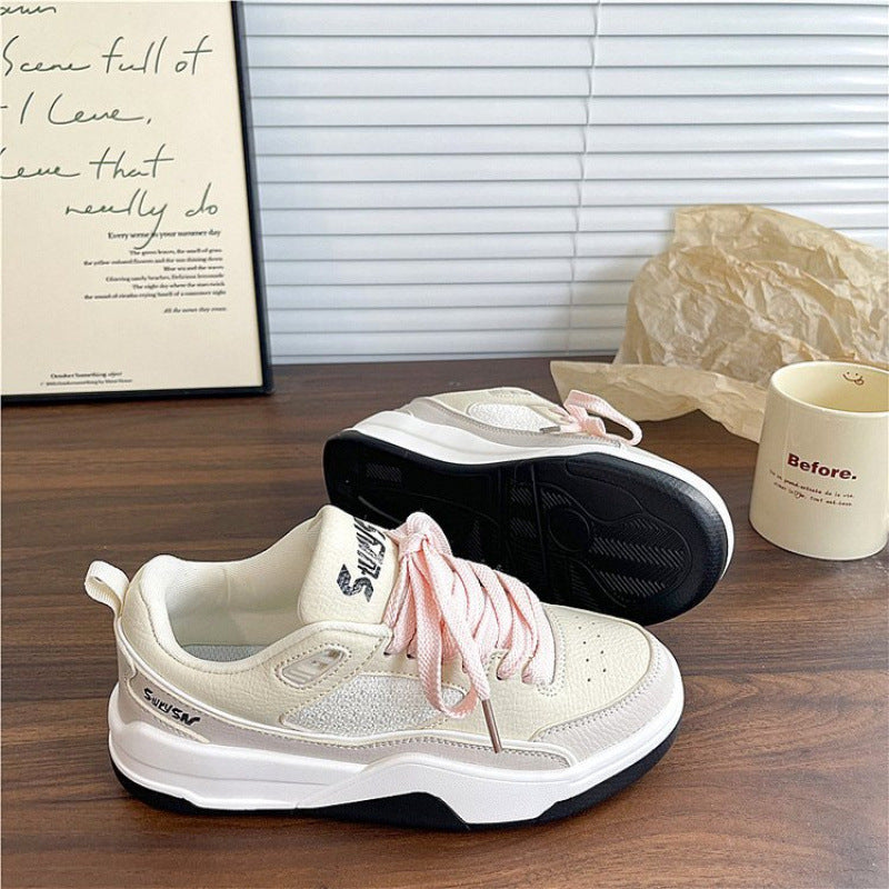 Damen Sportliche Sneakers mit atmungsaktiver Obermaterialstruktur und flexiblem Dämpfungssystem EB