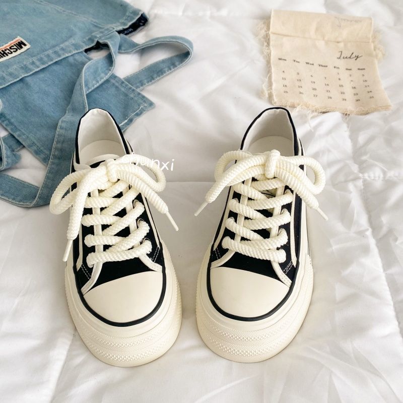 Damen Plateau-Sneaker mit elastischem Schnürsystem und robustem Obermaterial EB