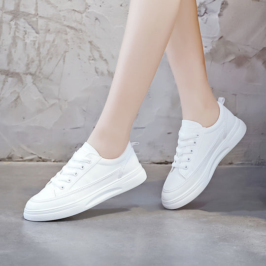 Damen sportliche Sneaker mit dämpfender Laufsohle und modernem Design EB