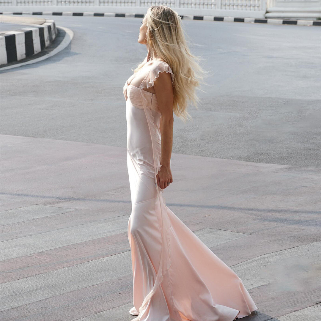 Damen Abendkleid mit eleganter Raffung und schimmerndem satinischem Finish EB