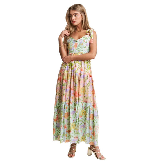 Damen Kleid mit verspieltem Floral-Design und Rüschenärmeln EB