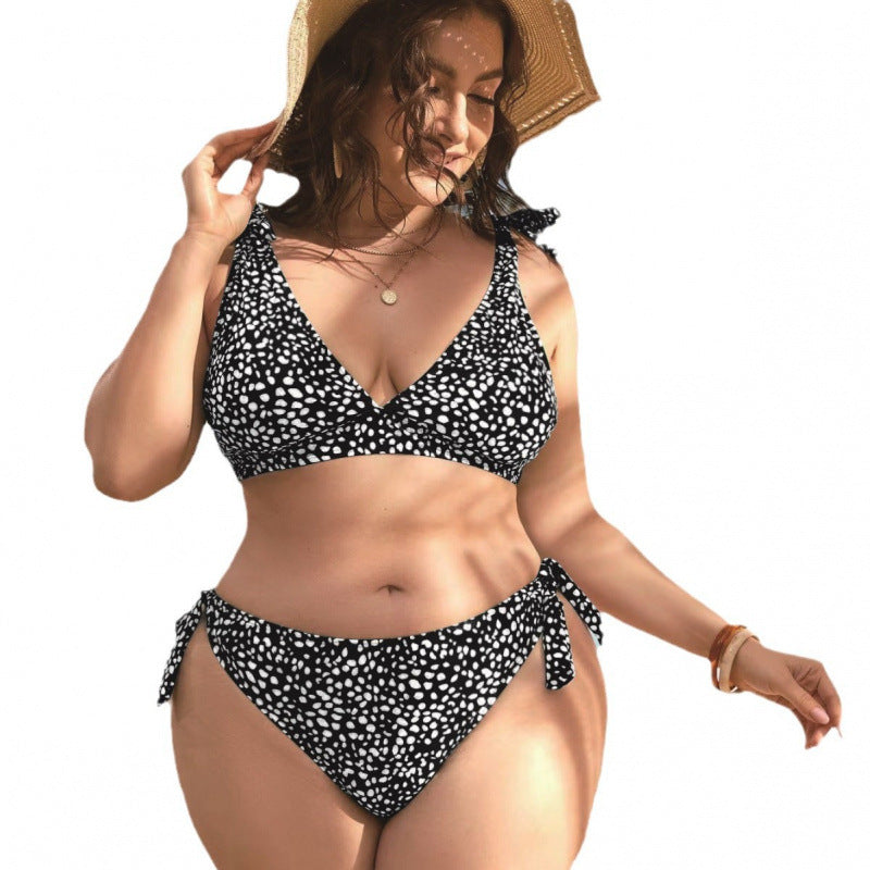 Damen Triangel-Bikini mit verspielten Schleifen und modischem Muster EB