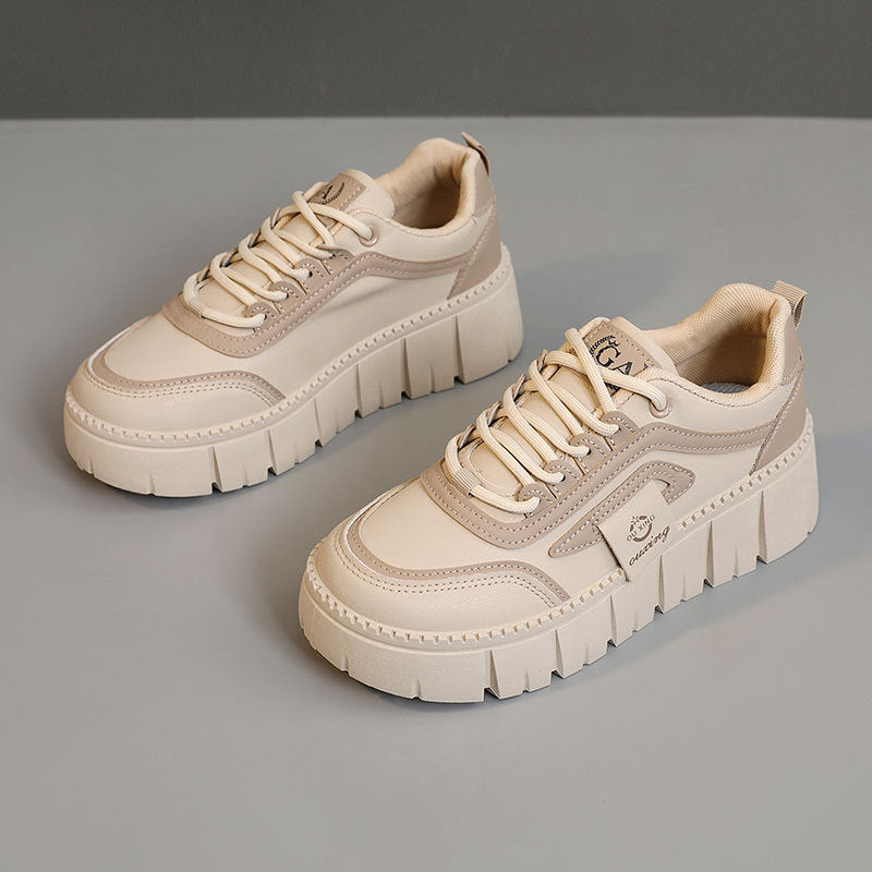 Damen Plattform Sneakers mit dämpfendem Sohlenprofil und sportlichem Design EB