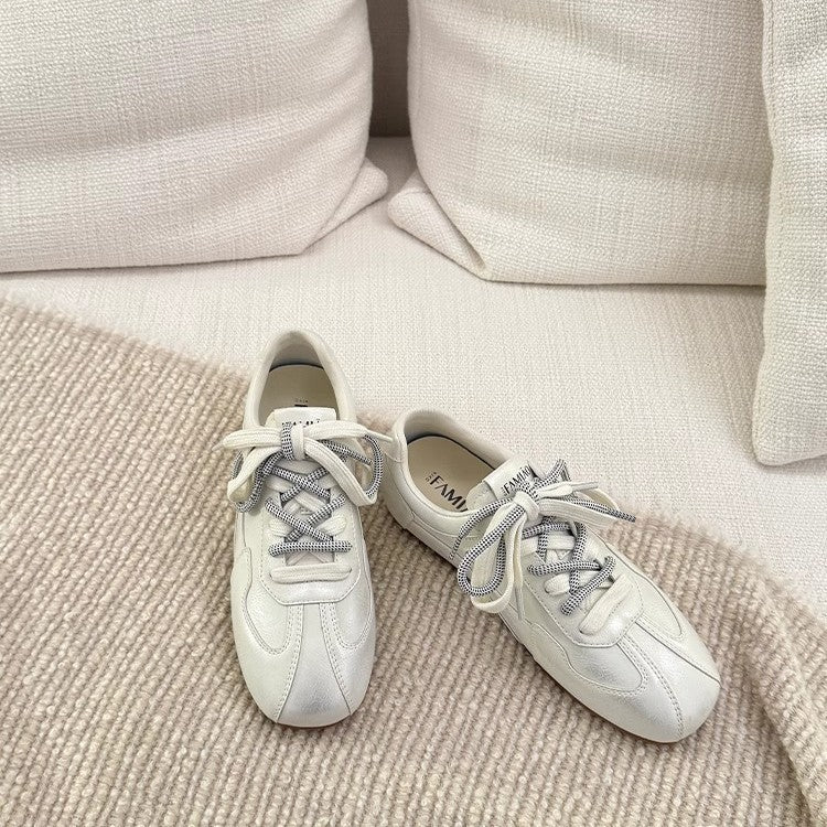 Damen Sportliche Sneakers mit weichem Obermaterial und rutschfester Sohle EB