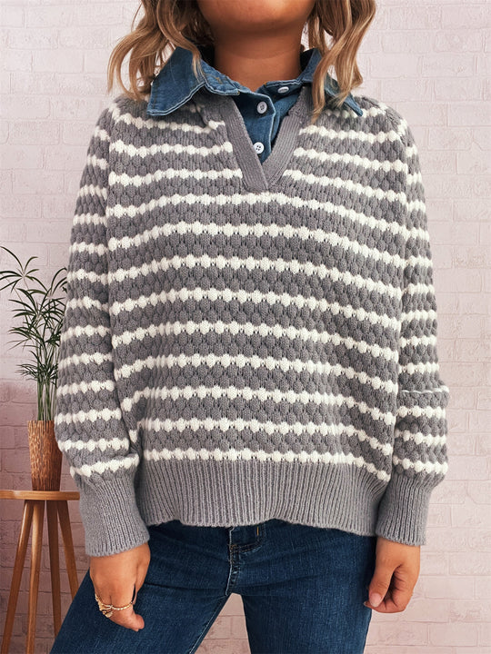 Damen Strickpullover mit tiefem V-Ausschnitt und markantem Streifenmuster EB