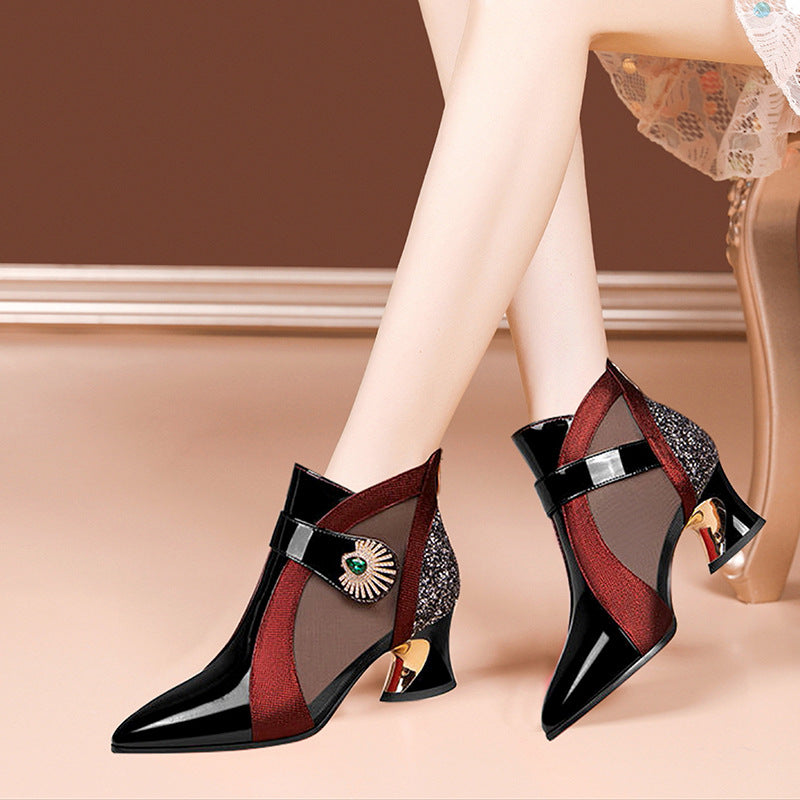 Damen nan elegante Netzstoff-Stiefelette mit Schmuckbesatz und geschwungenem Absatz EB