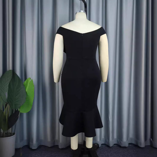Damen Elegantes schulterfreies Kleid mit Rüschendetails EB