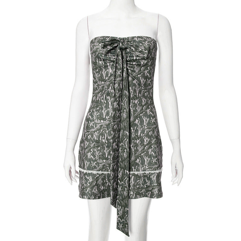 Damen Wickelkleid mit charmantem Bindegürtel und verspieltem Muster EB