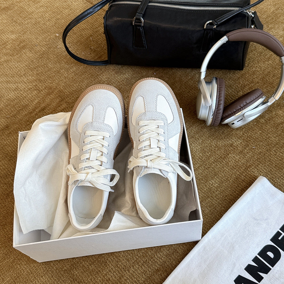 Damen Sneakers im sportlich-eleganten Design mit atmungsaktiver Obermaterialkombination und rutschfester Sohle EB