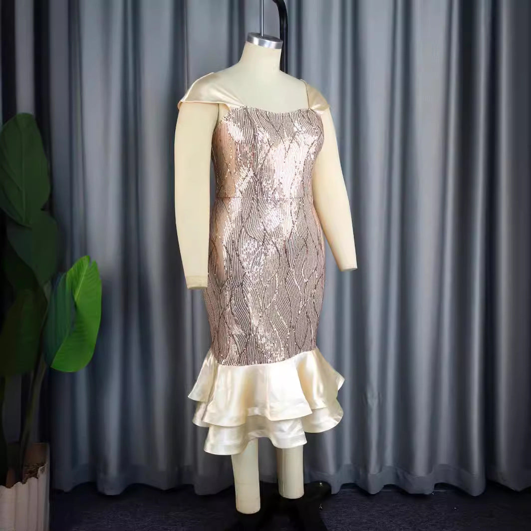 Damen Elegantes Abendkleid mit schimmernden Pailletten und femininem Rüschensaum EB