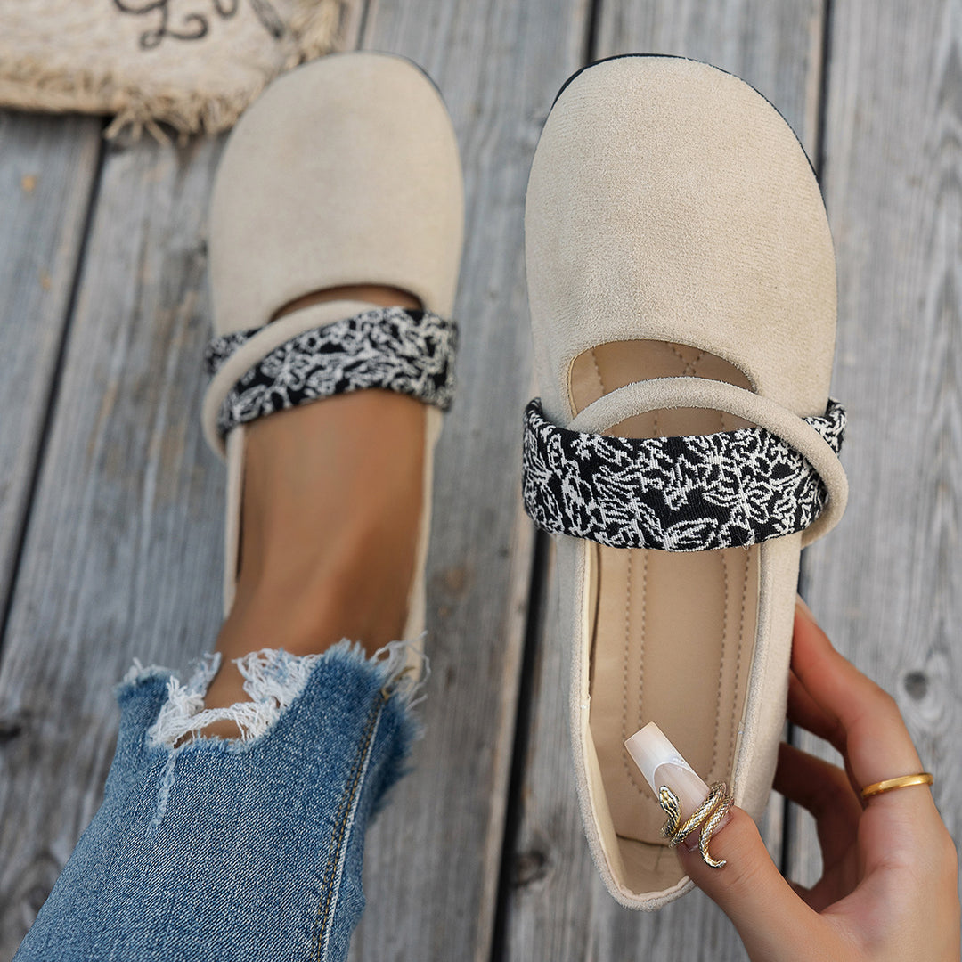 Damen bequeme Mokassins mit dekorativem Riemendesign EB