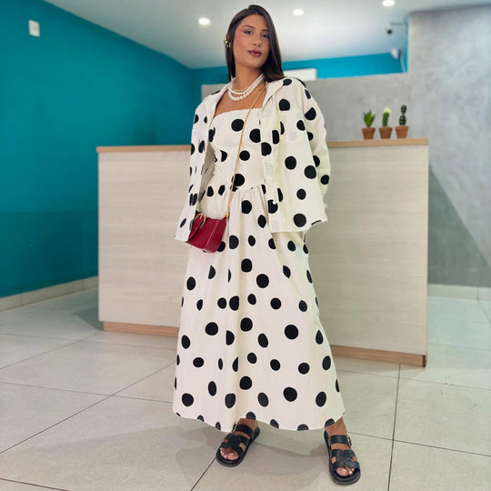 Damen Maxikleid mit stilvollem Punktedesign und lässigem Sakko EB
