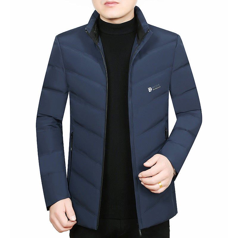 Herren Slim-Fit Reisesteppjacke mit Stehkragen und Chevron-Steppung EB
