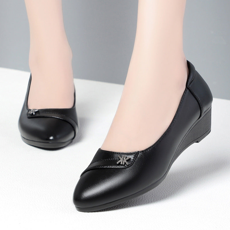 Damen elegante Wedge-Pumps mit modischem Riemchen und bequemem Fußbett EB