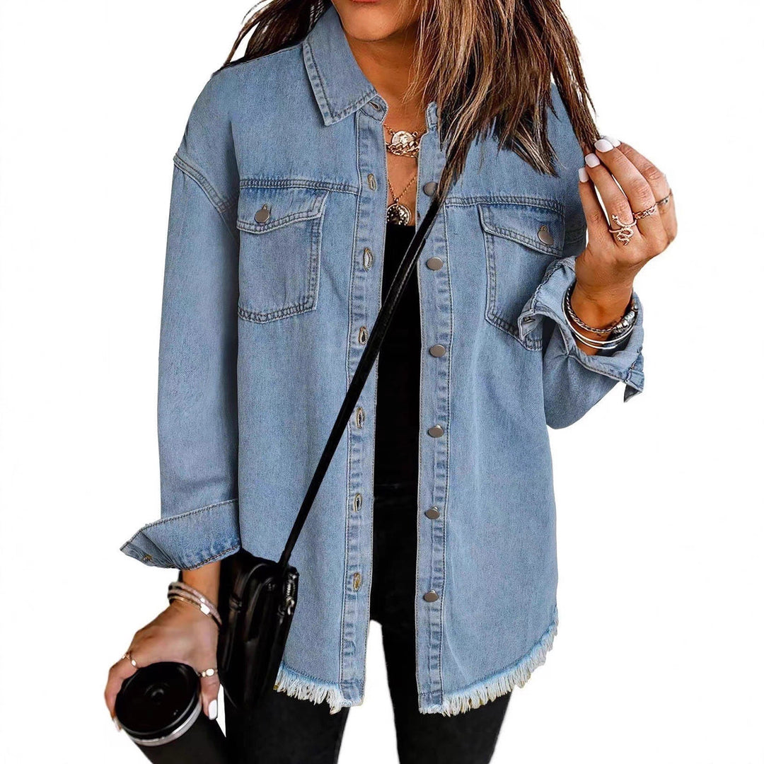 Damen Denim Overshirt mit fransigem Saum und Brusttaschen EB