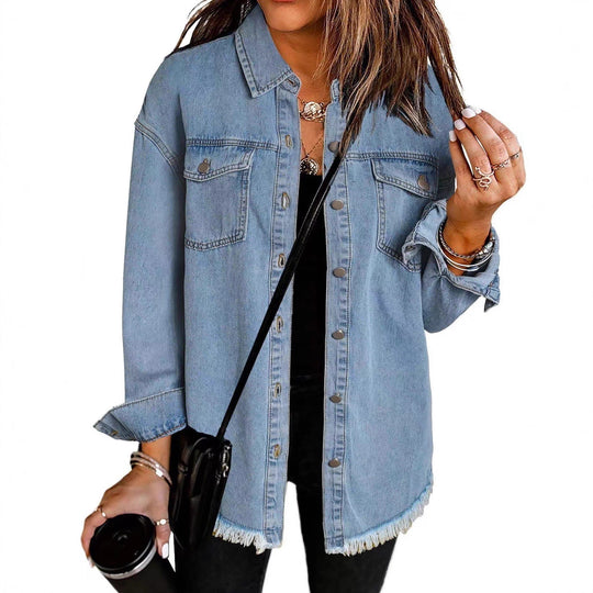 Damen Denim Overshirt mit fransigem Saum und Brusttaschen EB