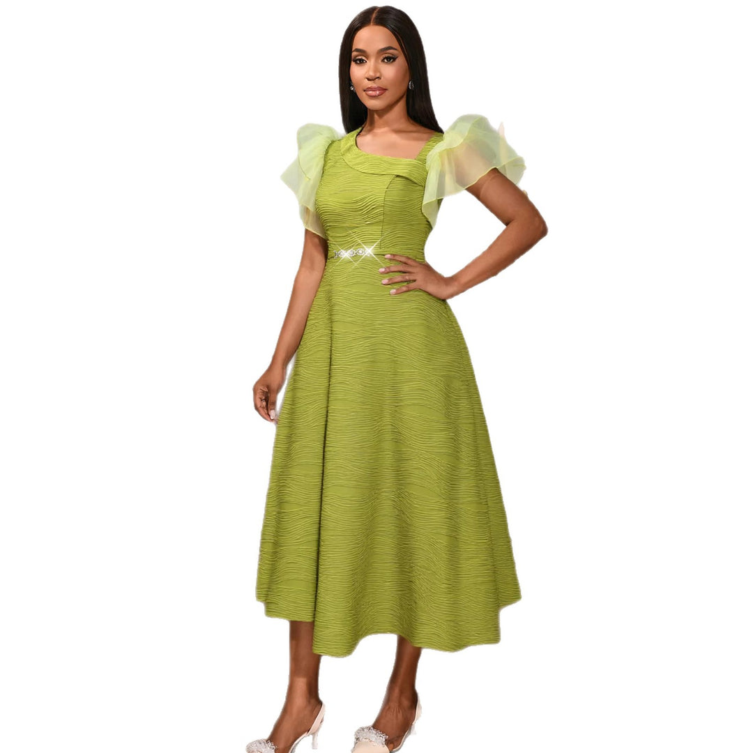 Damen Elegantes Abendkleid mit schimmernden Rüschendetails EB