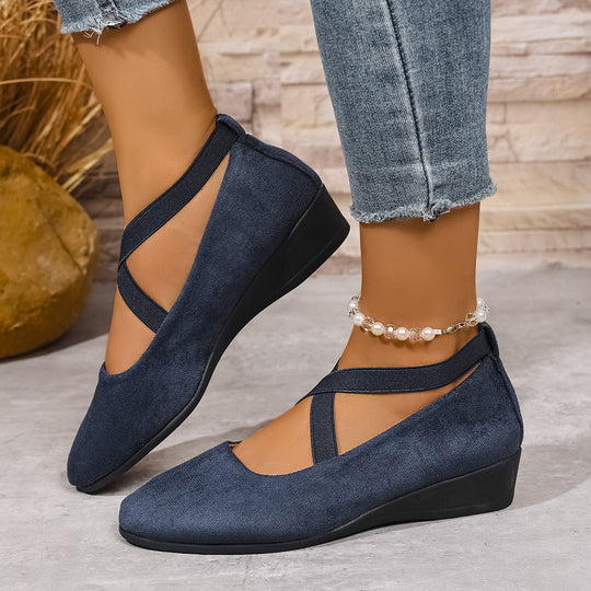 Damen  minimalistische Samt-Ballerina mit dekorativer Fußkette und ergonomischem Komfortfußbett EB