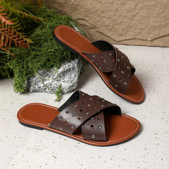 Damen Riemensandalen mit glänzenden Nieten und komfortabler Fußbettgestaltung EB