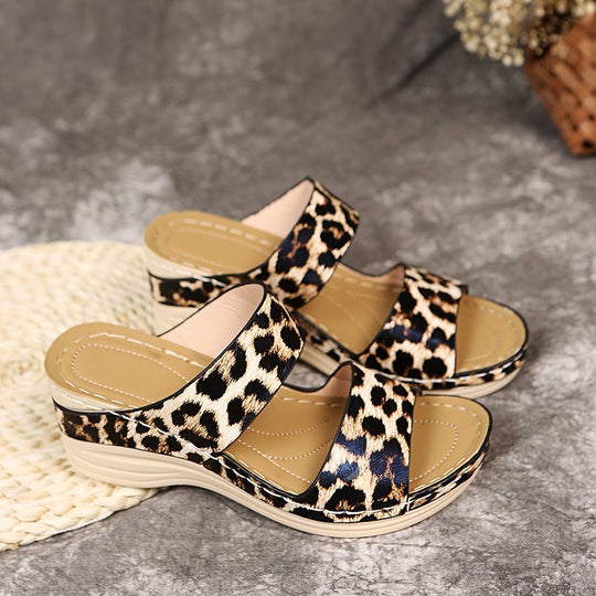 Damen Komfortable Wedge-Sandalen mit animalischem Muster EB