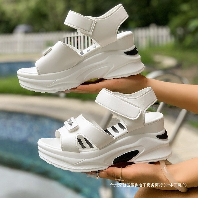 Damen Wedge-Sandalen mit verstellbaren Riemen und gepolsterter Sohle EB