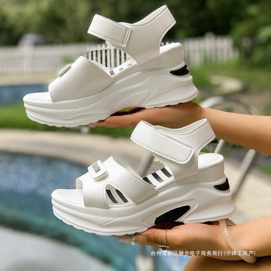 Damen Wedge-Sandalen mit verstellbaren Riemen und gepolsterter Sohle EB