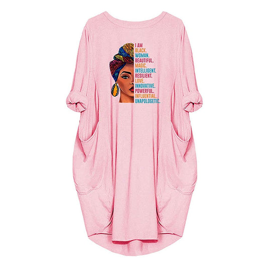 Damen Kleid mit lässigem Schnitt und kreativen Motiv und praktischen Taschen EB