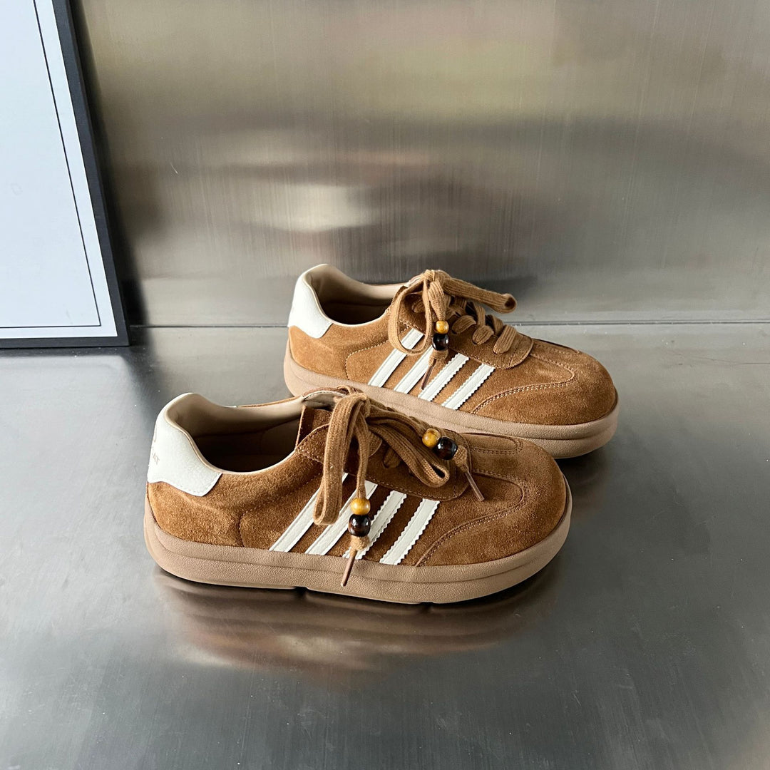 Damen Sneakers aus weichem Wildleder mit modischen Akzenten EB