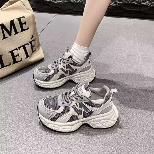 Damen Sportliche Sneaker mit atmungsaktivem Obermaterial EB