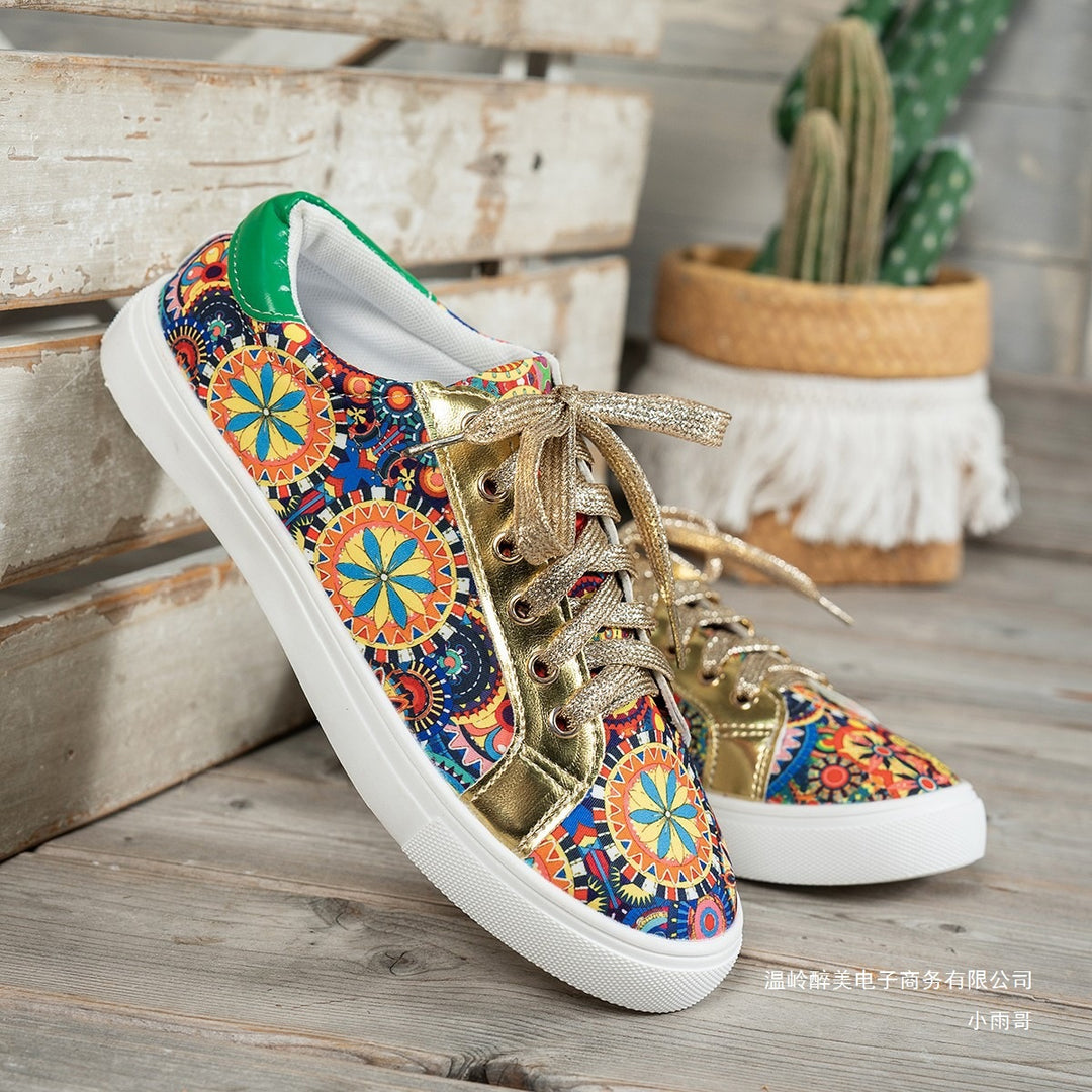 Damen Moderne Sneakers mit buntem Muster und glänzenden Schnürsenkeln EB