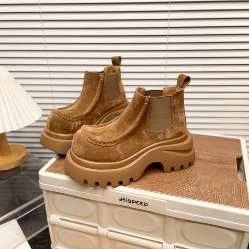 Damen Chunky Chelsea Boots mit rutschfester Profilsohle und weichem Veloursleder EB