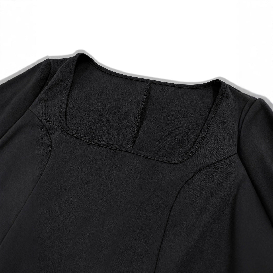 Damen Minikleid mit eckigem Ausschnitt und praktischen Taschen EB