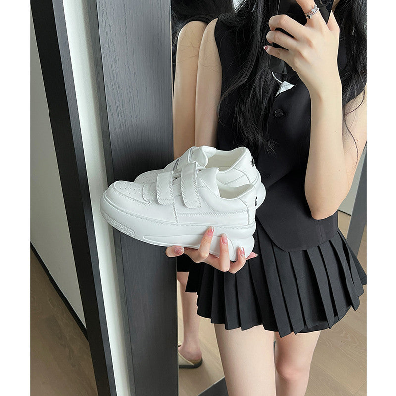 Damen Sneakers mit modischen Klettverschlüssen und atmungsaktiver Sohle EB