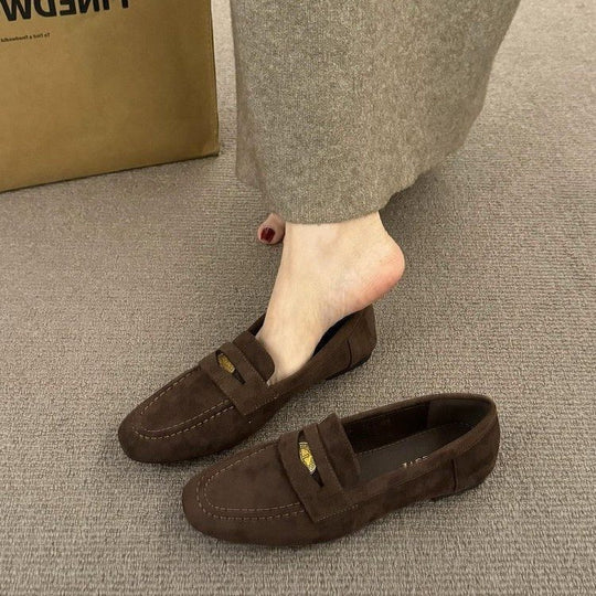 Damen Mokassins mit weichem Wildleder und elegantem Riemenverschluss EB