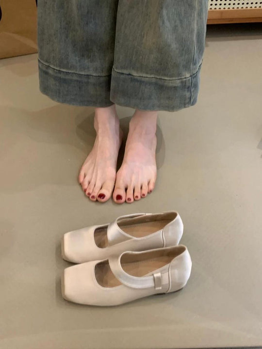Damen elegante Ballerinas mit verstellbarem Riemen und bequemem Fußbett EB