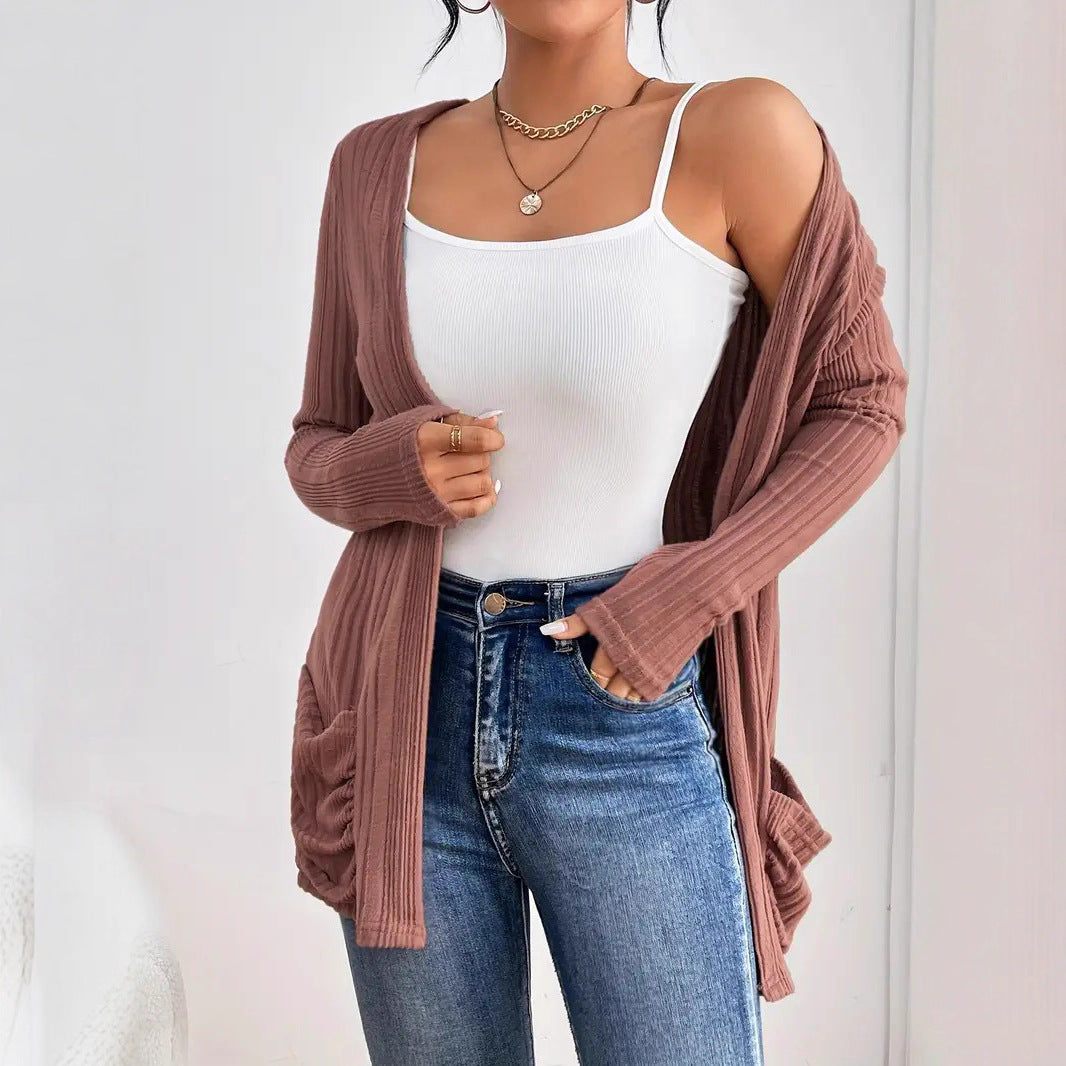 Damen Strickjacke mit vertikalem Rippdesign und praktischen Taschen EB