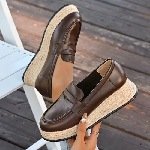 Damen Mokassins mit modischem Plateau und geflochtenem Detail EB