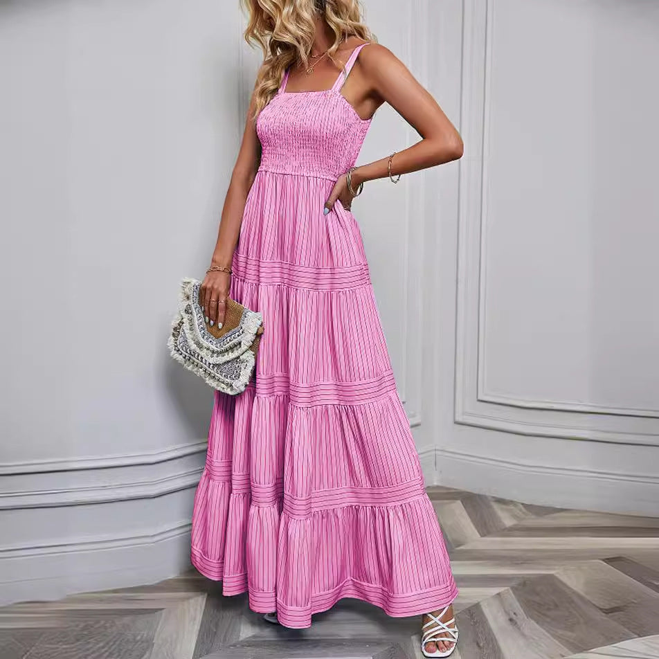 Damen Maxikleid mit raffiniertem Pliszeedesign und elastischem Oberteil EB