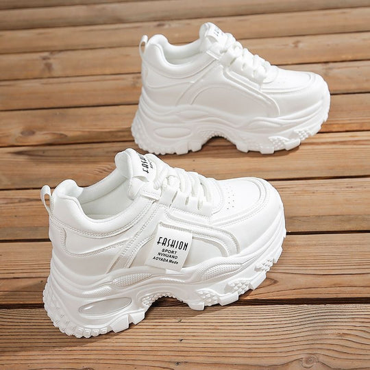 Damen Sportliche Chunky Sneakers mit gehobenem Komfort und trendiger Profilsohle EB