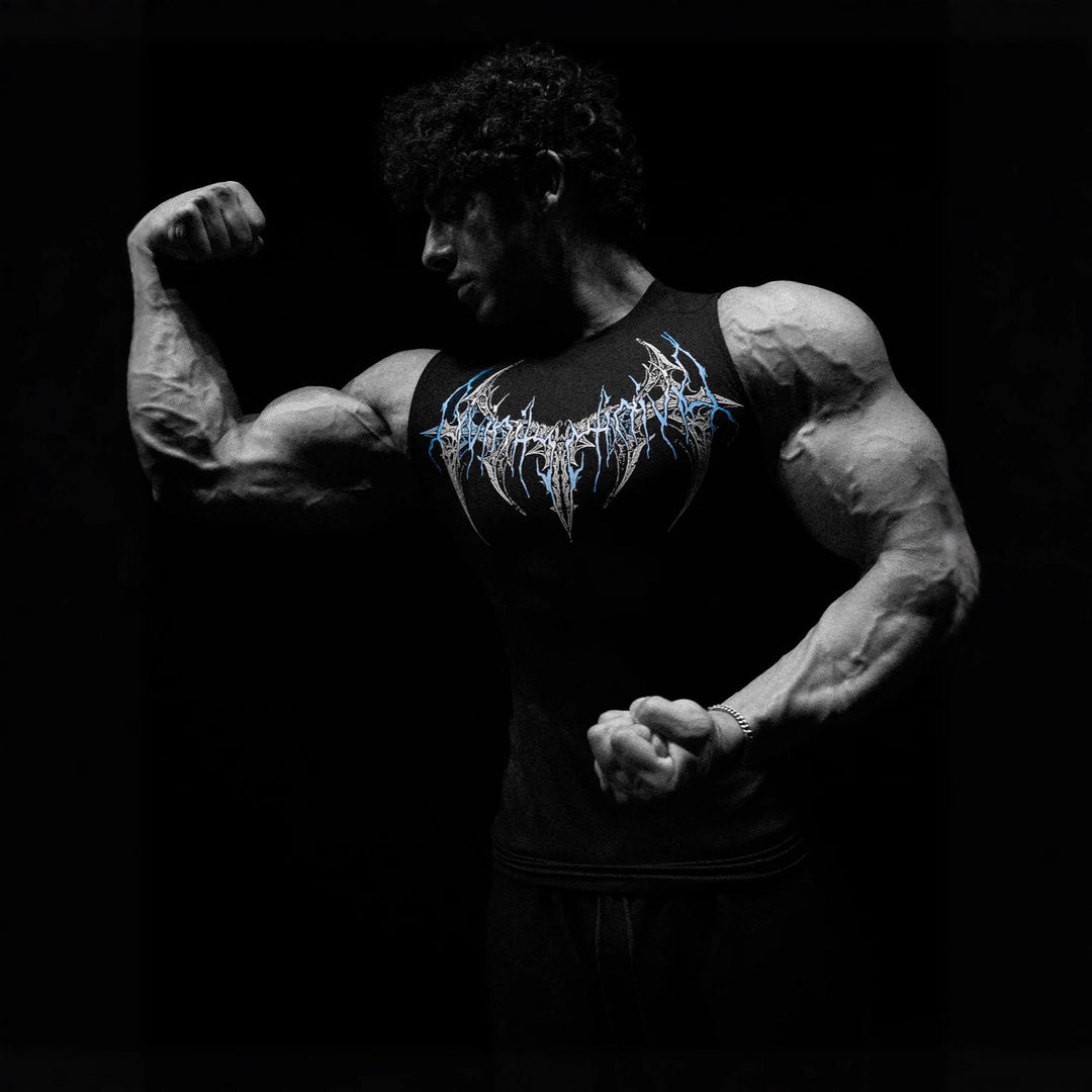 Herren nan figurbetontes Trainings-Tanktop mit tiefen Armausschnitten und filigranem Rückendruck EB