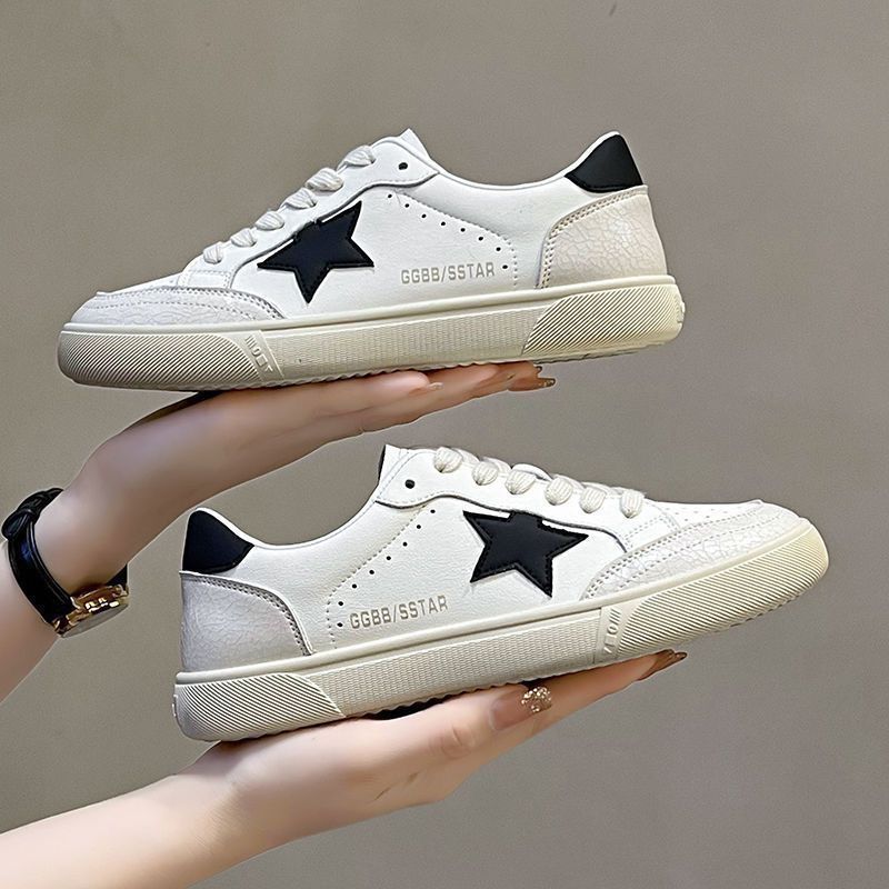Damen Urban Casual Sneakers mit kontrastierendem Sternen-Design EB
